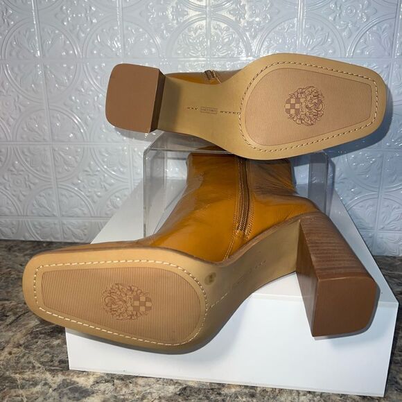 NWOB Vince Camuto Eshera Boots - Picture 6 of 6